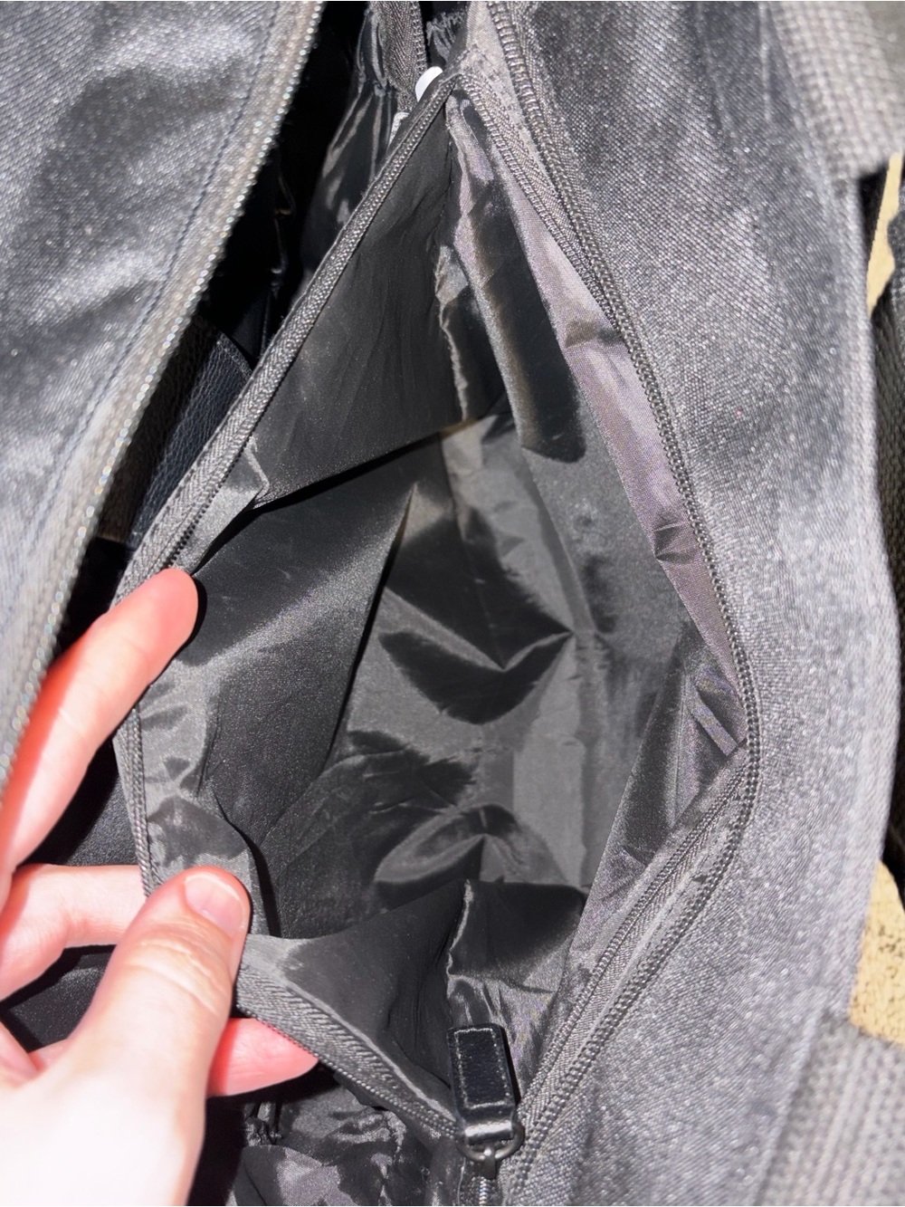 Béis Black East to the West Tote - Picture 10 of 16